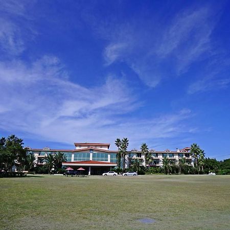 Lake Hills Jeju Resort Seogwipo Zewnętrze zdjęcie