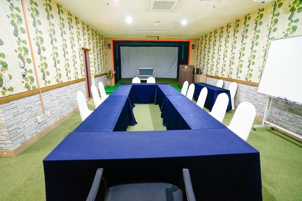 Lake Hills Jeju Resort Seogwipo Zewnętrze zdjęcie